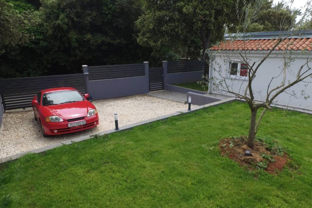 Apartment In Park Forest Soline Near The Sea Pjescana Uvala Zewnętrze zdjęcie